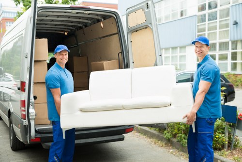Secure long-term storage units in Tottenhamgreen for household belongings