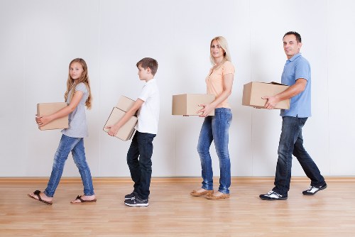 Careful packing and transport for Tottenhamgreen apartment moves